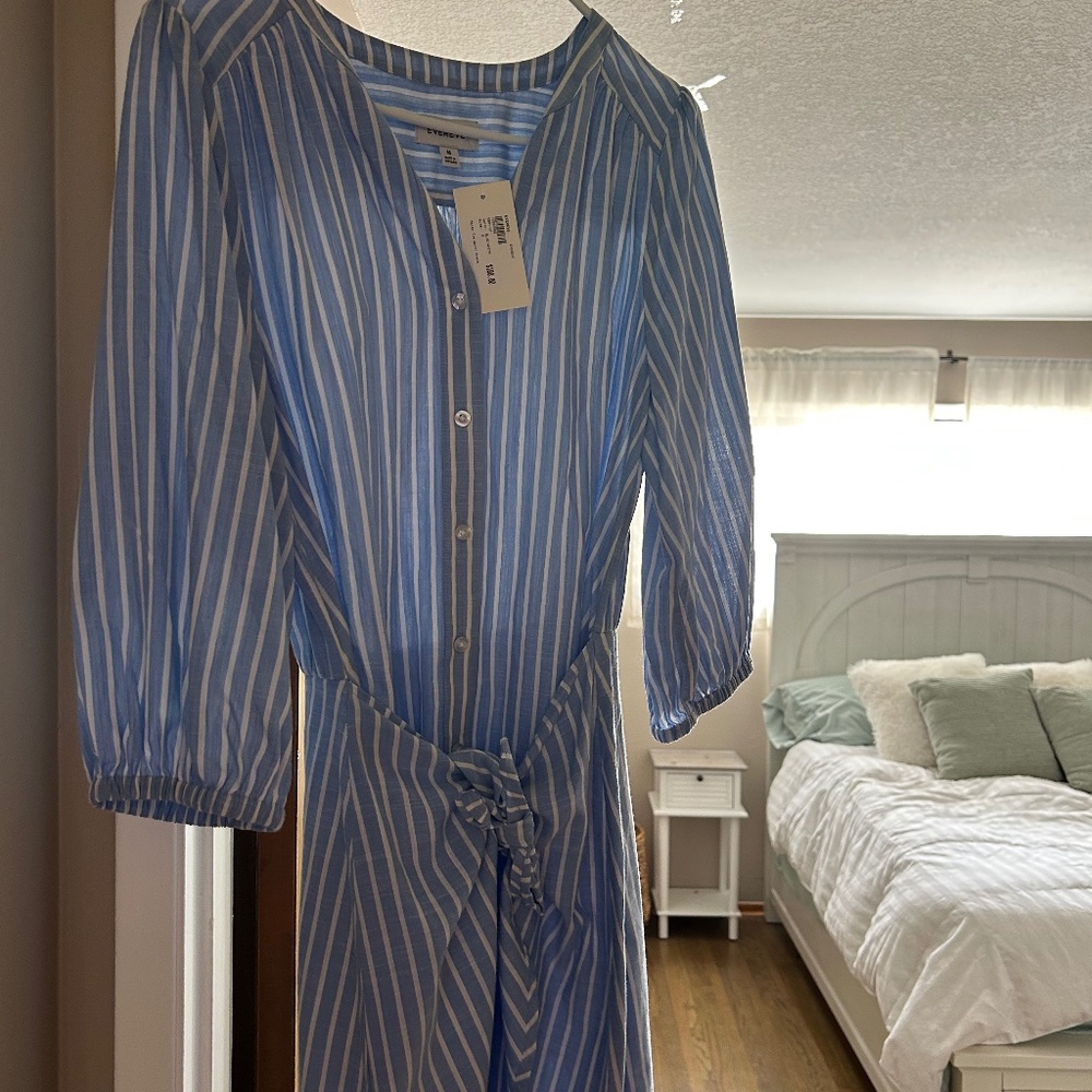 Front tie shirt dress